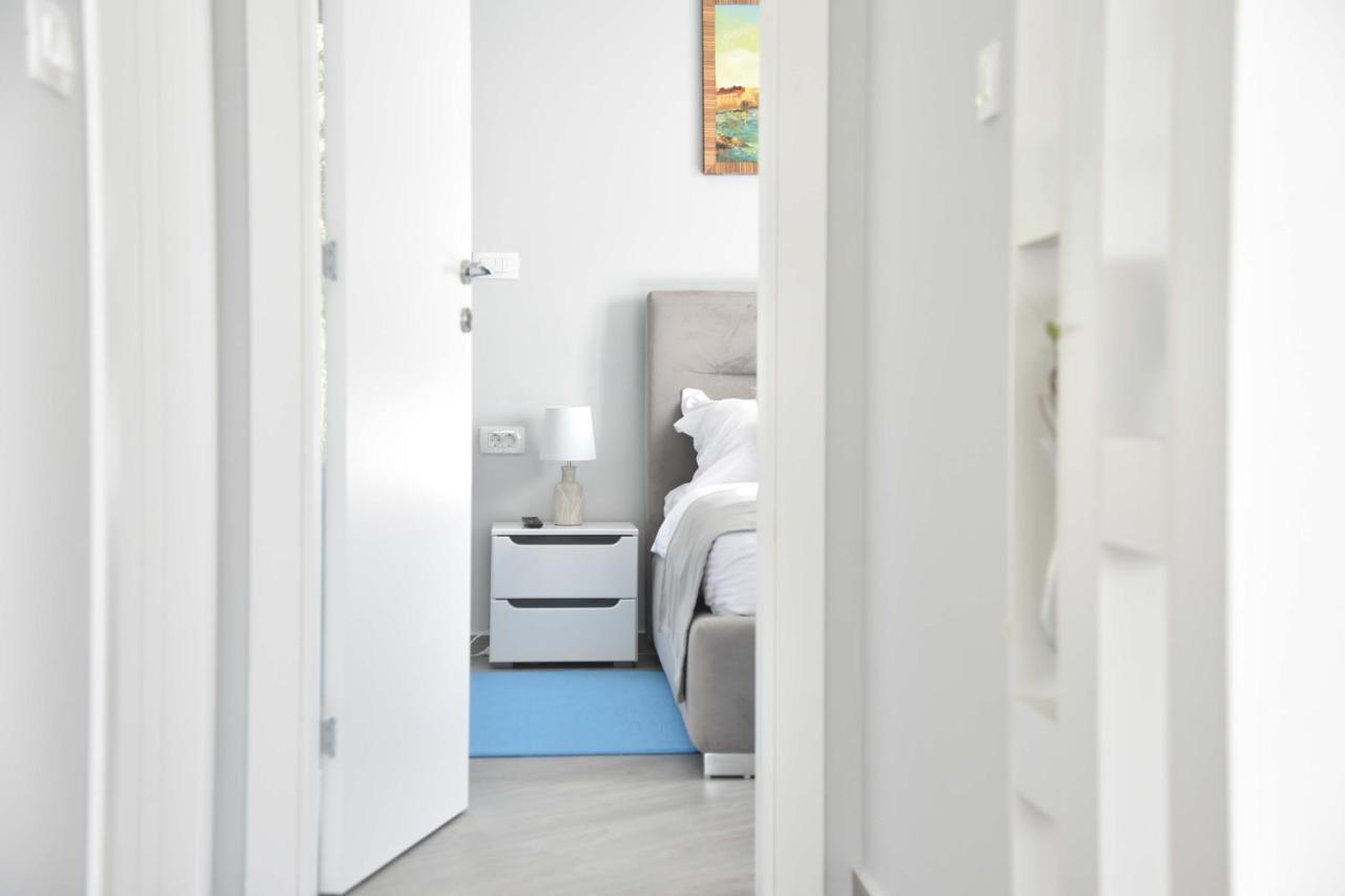 Verbalj Apartment With Swimming Pool Kotor Luaran gambar