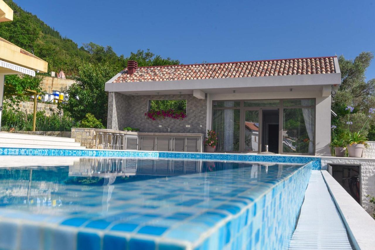 Verbalj Apartment With Swimming Pool Kotor Luaran gambar