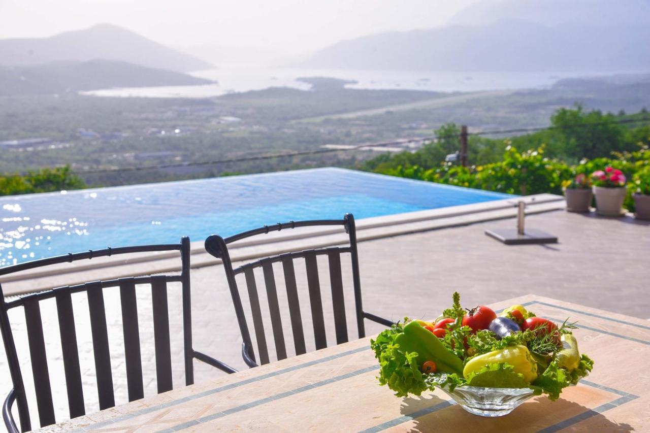 Verbalj Apartment With Swimming Pool Kotor Luaran gambar