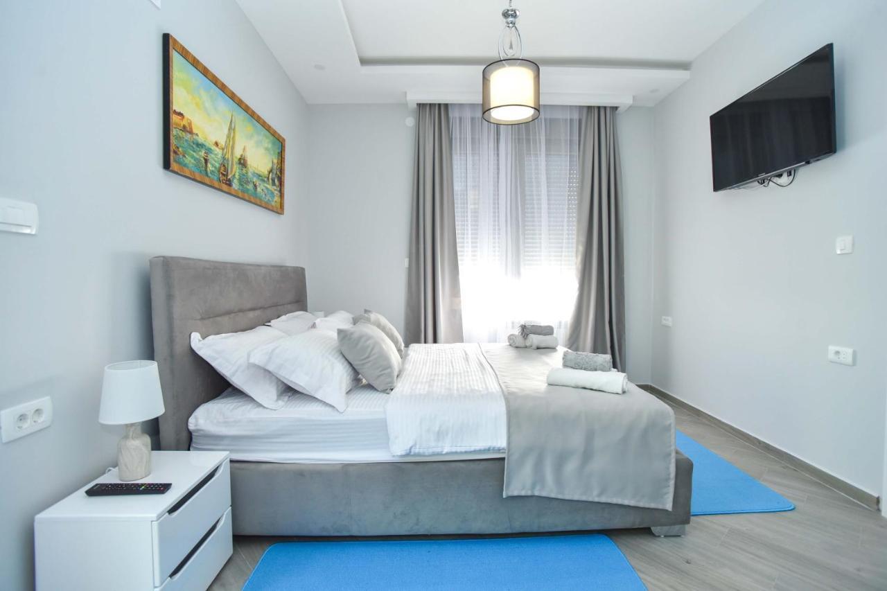Verbalj Apartment With Swimming Pool Kotor Luaran gambar