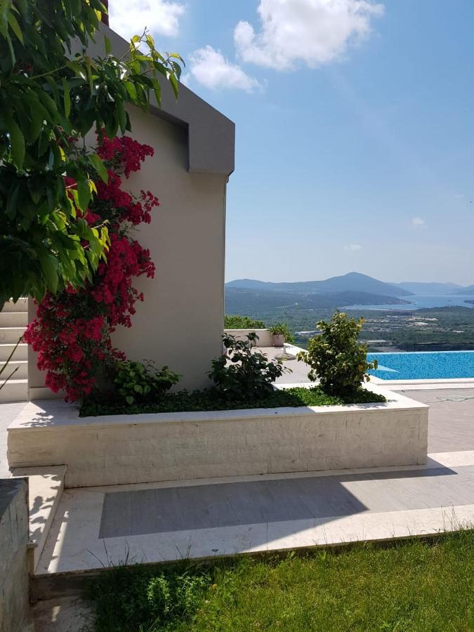 Verbalj Apartment With Swimming Pool Kotor Luaran gambar